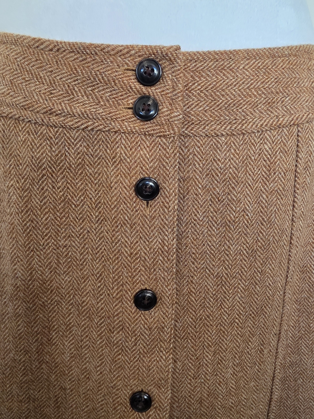 Talbots Camel Brown 100% Wool Herringbone Button-Front A-Line Skirt Size 10 - Picture 2 of 7